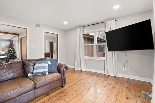 7552 W 82nd Court, Crown Point, IN 46307