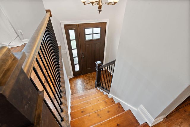 7552 W 82nd Court, Crown Point, IN 46307