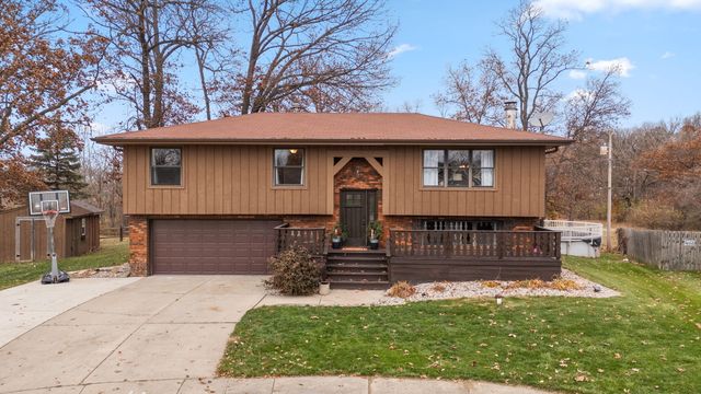 7552 W 82nd Court, Crown Point, IN 46307