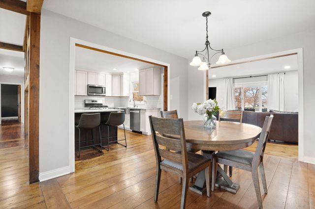 7552 W 82nd Court, Crown Point, IN 46307