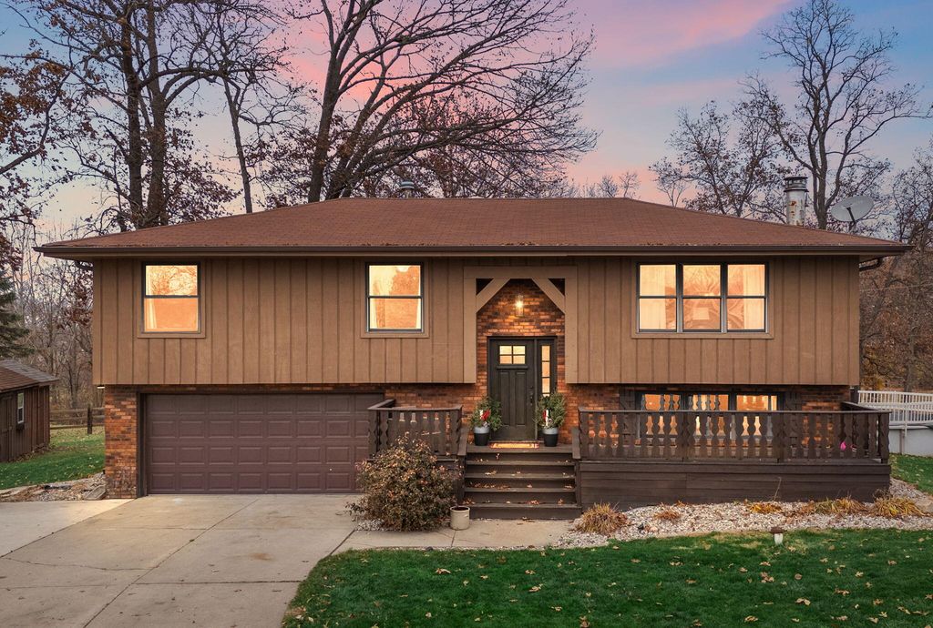 7552 W 82nd Court, Crown Point, IN 46307