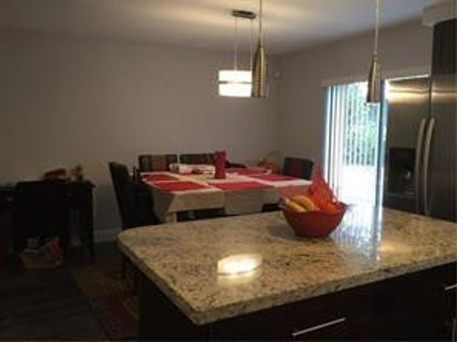 206 Wimbledon Lake Drive 206, Plantation, FL 33324