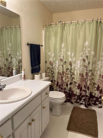 7524 Greens Mill Drive, Loganville, GA 30052