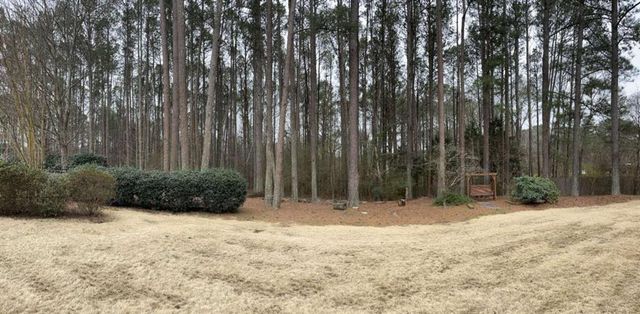 7524 Greens Mill Drive, Loganville, GA 30052