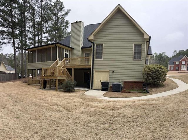 7524 Greens Mill Drive, Loganville, GA 30052