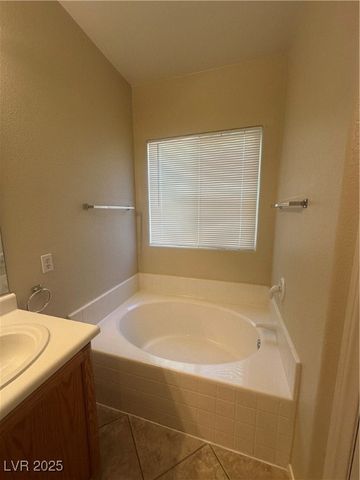 5228 AMETHYST CREEK Court, Las Vegas, NV 89131