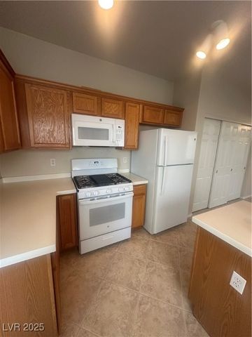 5228 AMETHYST CREEK Court, Las Vegas, NV 89131