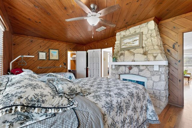 1800 W Frank Street, Grand Saline, TX 75140