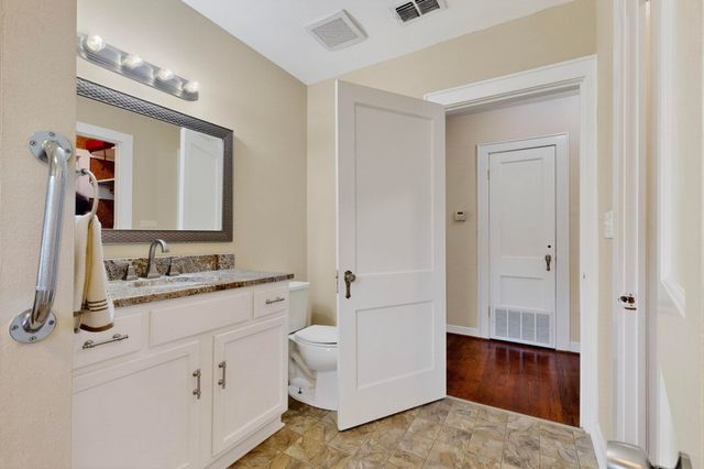 1800 W Frank Street, Grand Saline, TX 75140