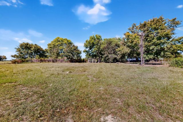 1800 W Frank Street, Grand Saline, TX 75140