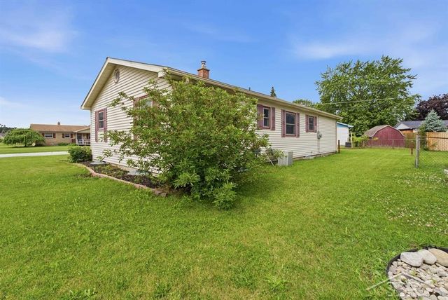 708 Piper Drive, Saginaw, MI 48604