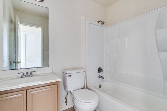 1611 Cedar Bluff Lane, Dallas, TX 75253