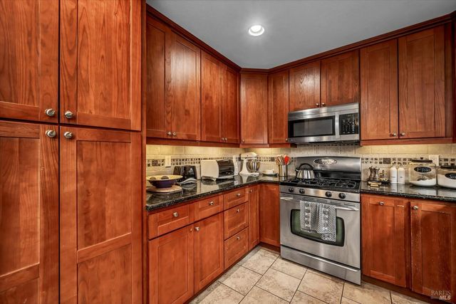 9660 Tenaya Way, Kelseyville, CA 95451