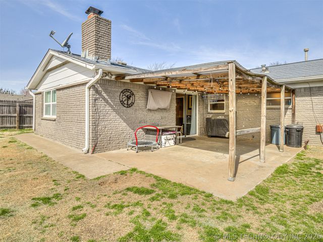 112 W Linda Street, Sapulpa, OK 74066