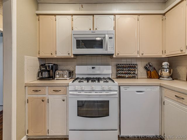 112 W Linda Street, Sapulpa, OK 74066