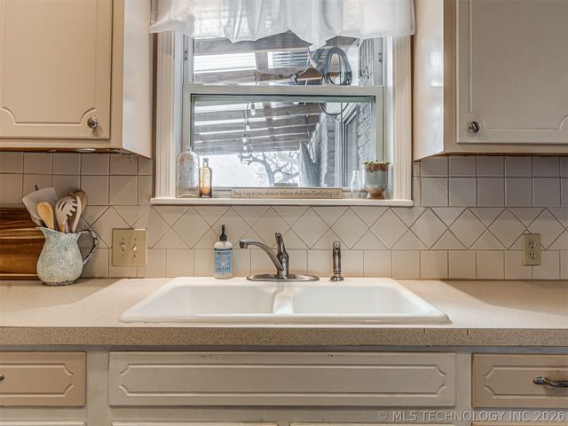 112 W Linda Street, Sapulpa, OK 74066