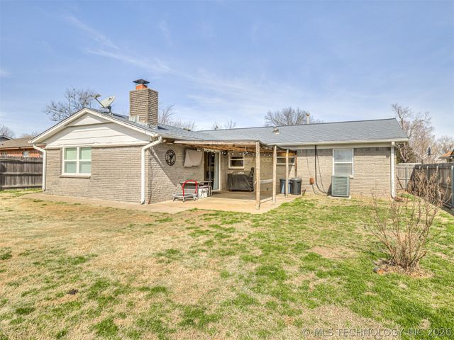 112 W Linda Street, Sapulpa, OK 74066