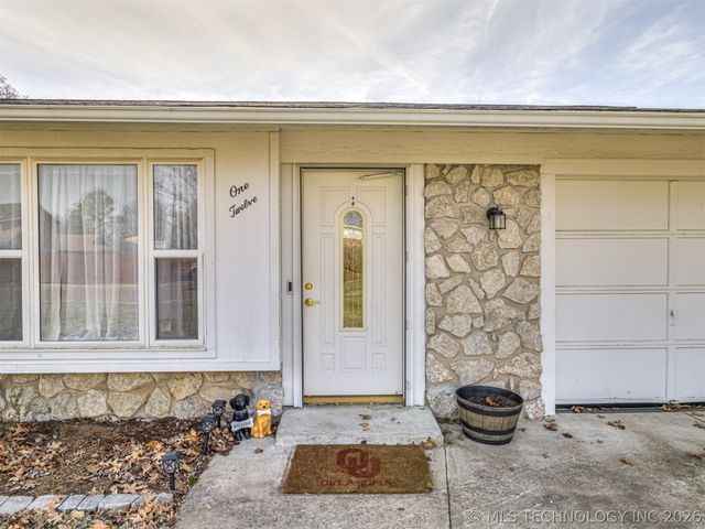 112 W Linda Street, Sapulpa, OK 74066