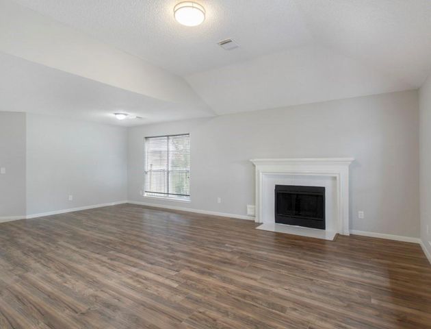 4013 Ivywood Drive, Pearland, TX 77584