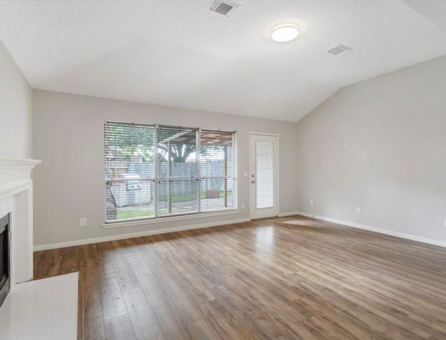 4013 Ivywood Drive, Pearland, TX 77584