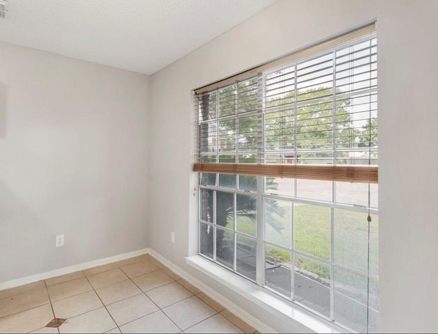 4013 Ivywood Drive, Pearland, TX 77584