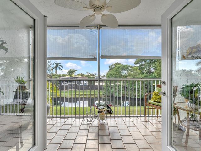 6770 Royal Palm 205, Margate, FL 33063