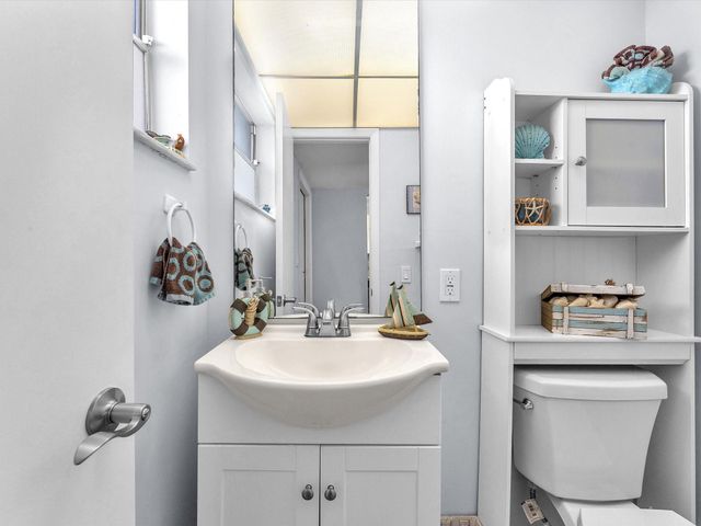 6770 Royal Palm 205, Margate, FL 33063