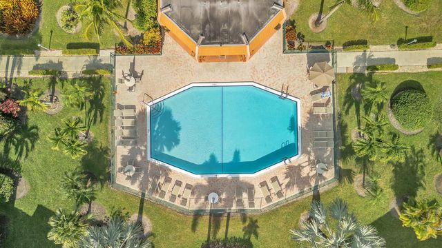 6770 Royal Palm 205, Margate, FL 33063