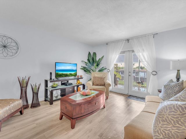 6770 Royal Palm 205, Margate, FL 33063