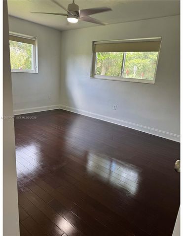 5320 SW 89th Ave, Cooper City, FL 33328