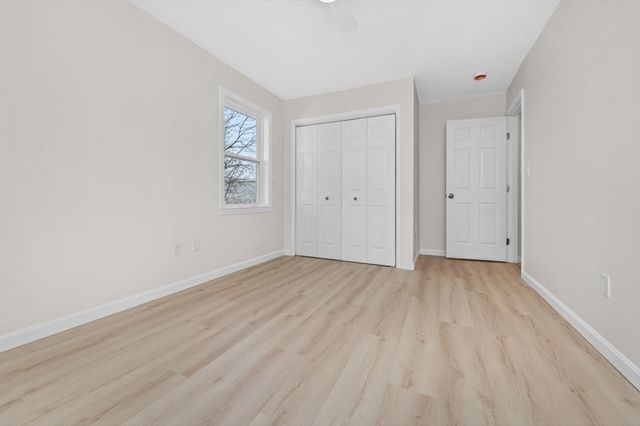 48 Ash Ave B, Somerville, MA 02145