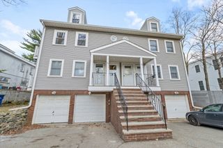 48 Ash Ave B, Somerville, MA 02145