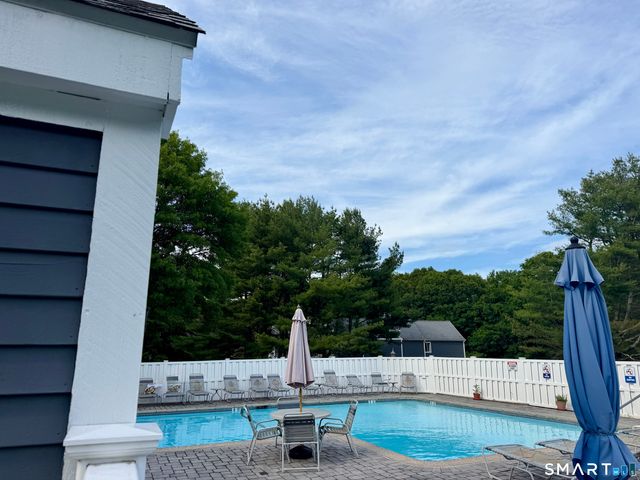 210 Windgate Circle A, Monroe, CT 06468