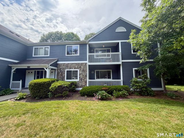 210 Windgate Circle A, Monroe, CT 06468