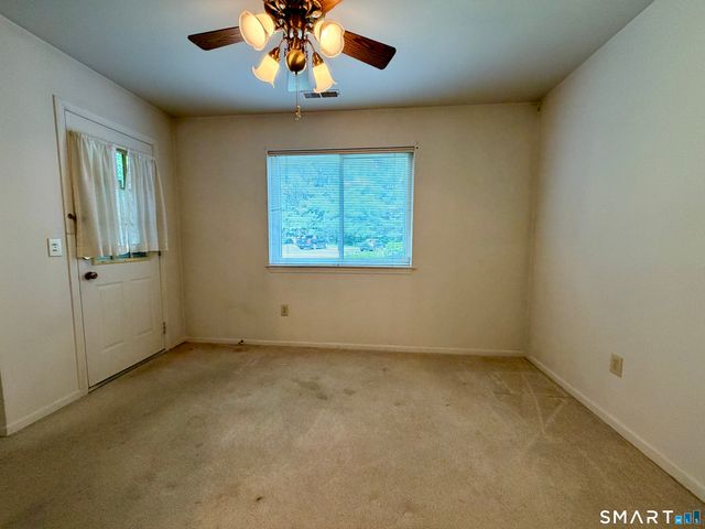 210 Windgate Circle A, Monroe, CT 06468
