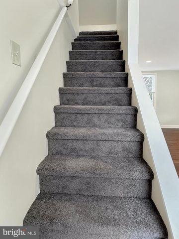 1027 RIVERSIDE DR, Pottstown, PA 19465