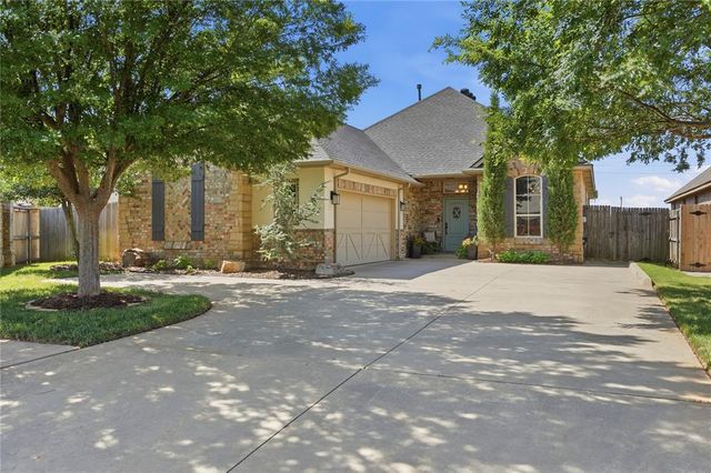 900 NW 194th Terrace, Edmond, OK 73012