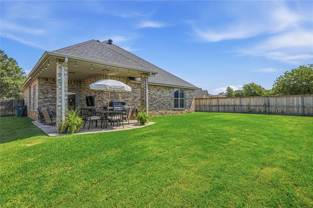 900 NW 194th Terrace, Edmond, OK 73012