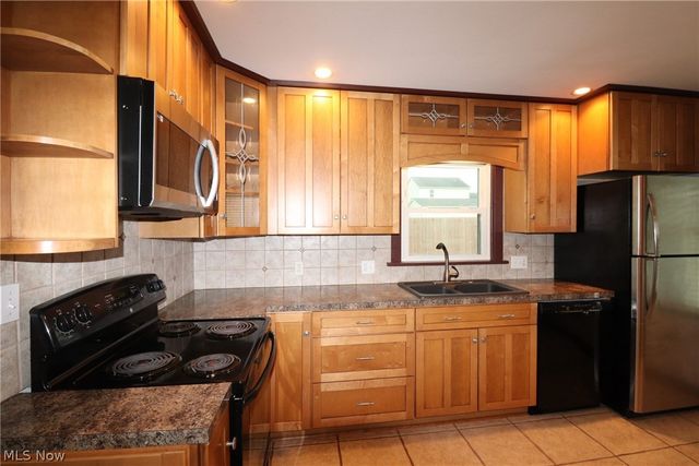 601 Rufener Extension, Rittman, OH 44270