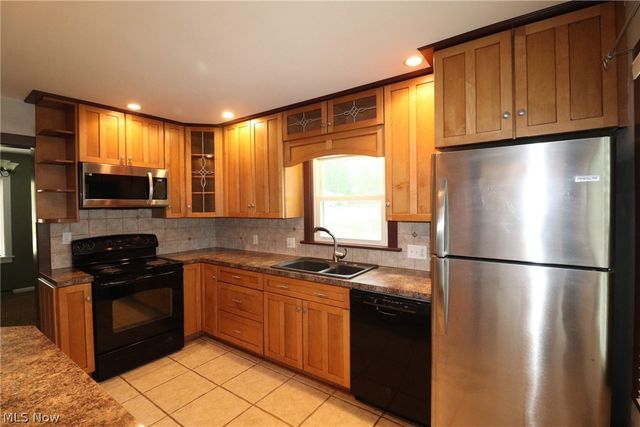 601 Rufener Extension, Rittman, OH 44270