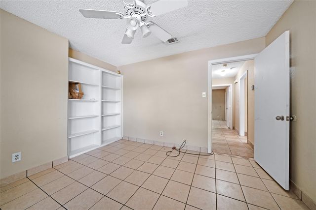 700 Long Court, Cedar Hill, TX 75104