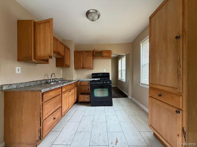 18010 Anglin Street, Detroit, MI 48234