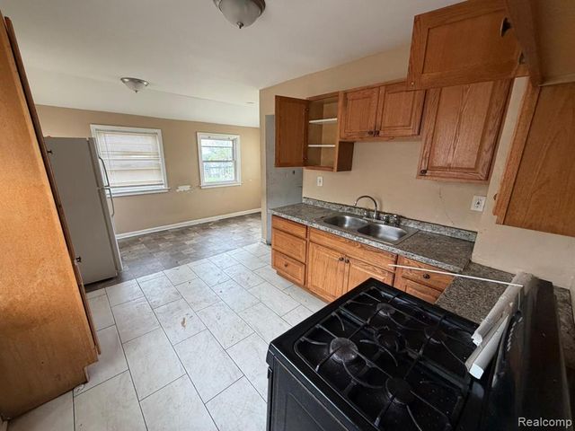 18010 Anglin Street, Detroit, MI 48234