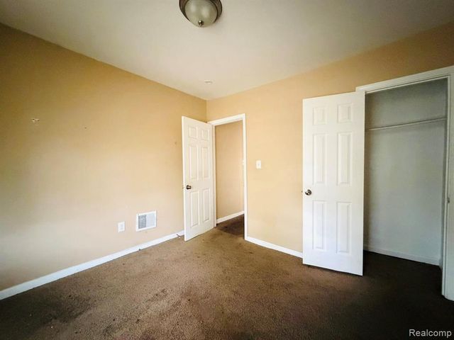 18010 Anglin Street, Detroit, MI 48234