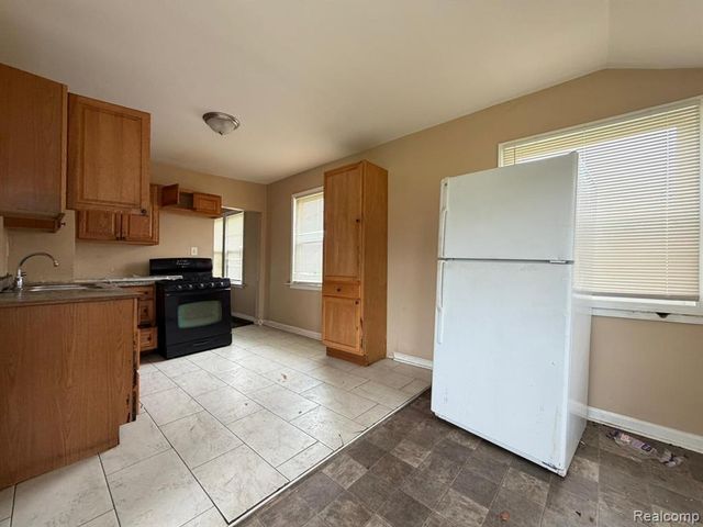 18010 Anglin Street, Detroit, MI 48234