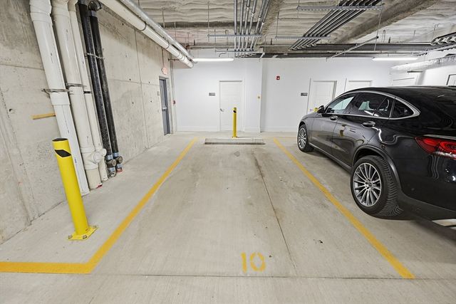 200 Revere St 4209, Canton, MA 02021