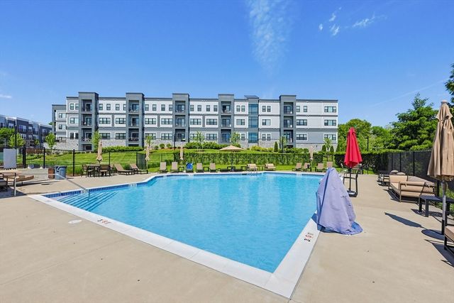 200 Revere St 4209, Canton, MA 02021
