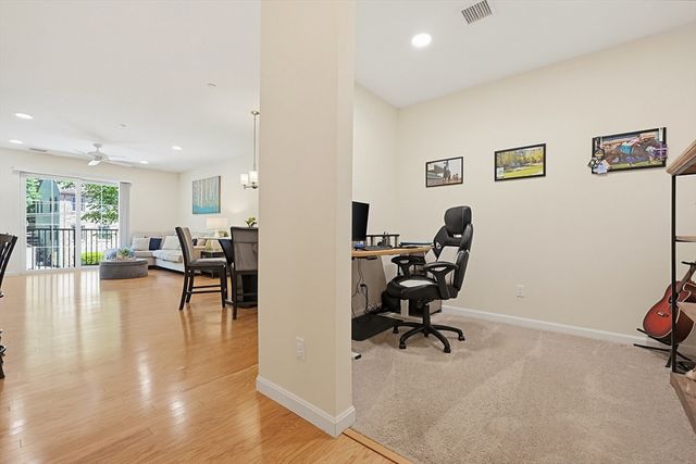200 Revere St 4209, Canton, MA 02021