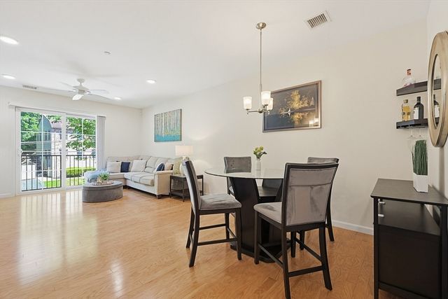 200 Revere St 4209, Canton, MA 02021