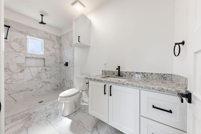 2330 Idaho Avenue, Dallas, TX 75216